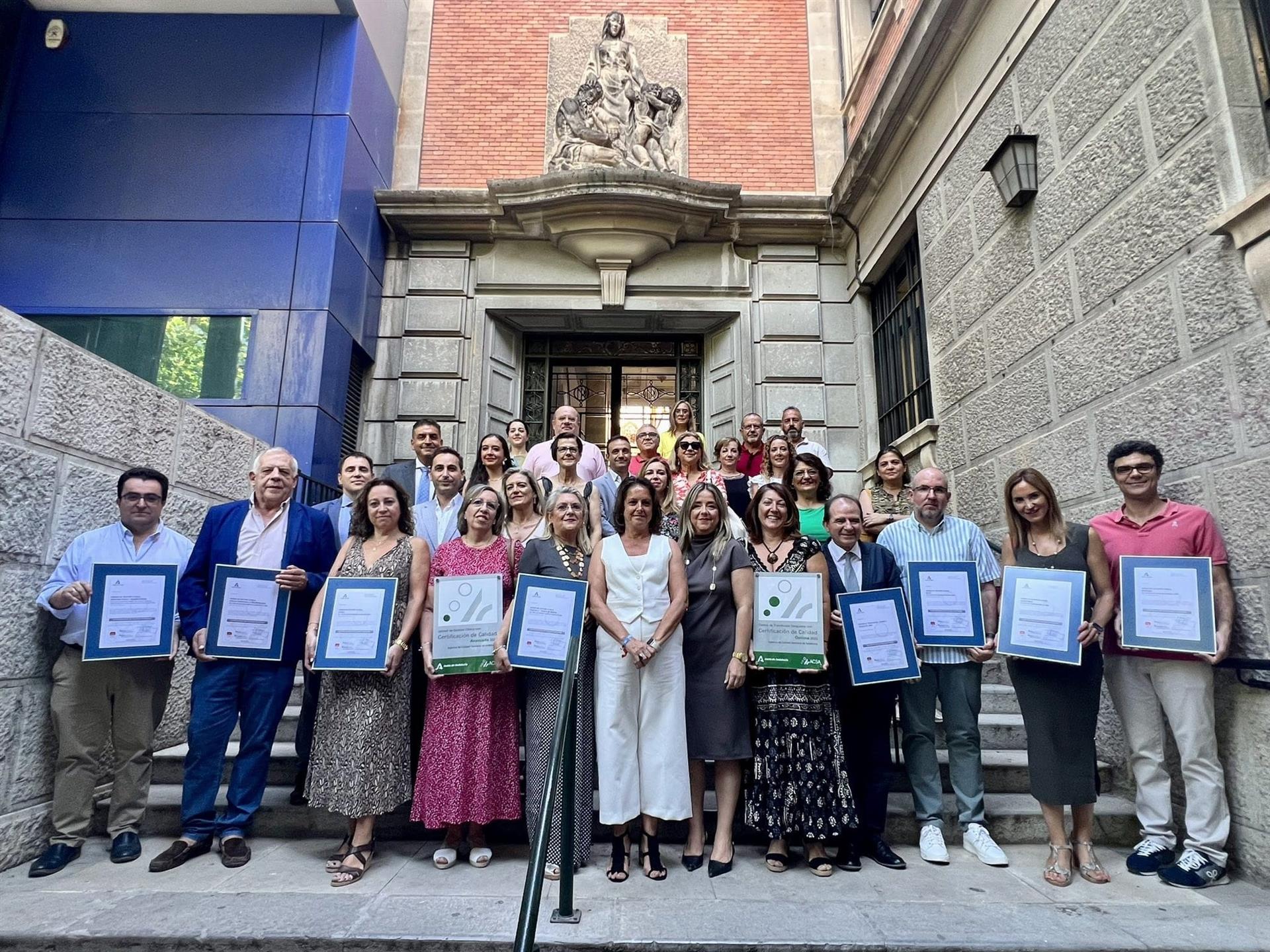 La Consejería de Salud otorga a 113 centros y unidades del sistema sanitario la certificación de calidad en el primer semestre de 2023 La Consejería de Salud otorga a 113 centros y unidades del sistema sanitario la certificación de calidad en el primer semestre de 2023