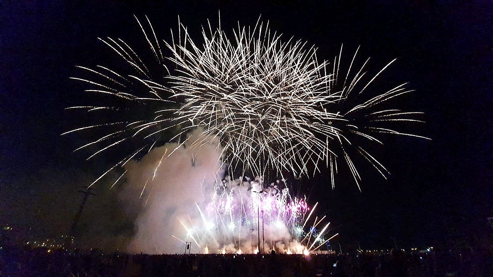 Un manto de 450 metros cuadrados pondrá el colofón de la mascletá vertical preámbulo de las fiestas de Elche de 2023 que será la más grande hasta el momento Un manto de 450 metros cuadrados pondrá el colofón de la mascletá vertical preámbulo de las fiestas de Elche de 2023 que será la más grande hasta el momento