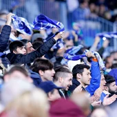 Aficionados del Málaga en La Rosaleda Aficionados del Málaga en La Rosaleda
