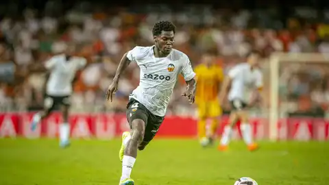 El Fair Play Financiero condiciona los fichajes del Valencia El Fair Play Financiero condiciona los fichajes del Valencia