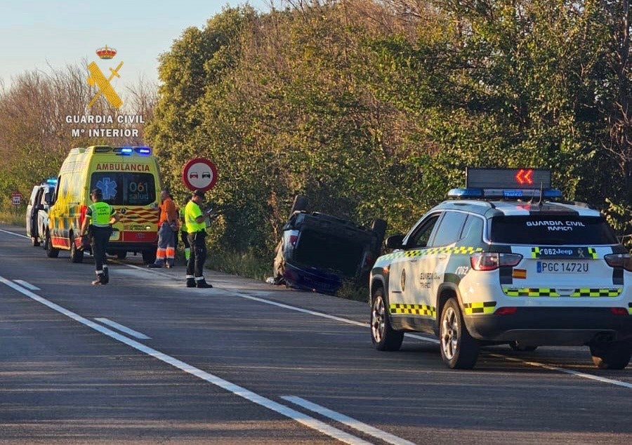 Fallece una mujer al salirse su coche de la carretera en Castejón del Puente Fallece una mujer al salirse su coche de la carretera en Castejón del Puente