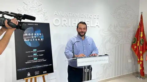 Las 'Noches de Cultura' llevan teatro y la poesía de Miguel Hernández a Orihuela Costa este mes de agosto Las 'Noches de Cultura' llevan teatro y la poesía de Miguel Hernández a Orihuela Costa este mes de agosto