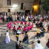 Danza tradicional en las fiestas de Tírig