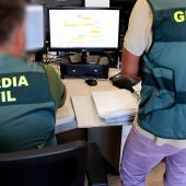 Estafen més d'un milió d'euros amb SMS
