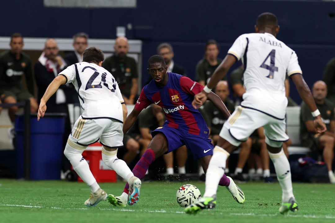 Dembélé viaja a Las Vegas, pendiente del PSG Dembélé viaja a Las Vegas, pendiente del PSG