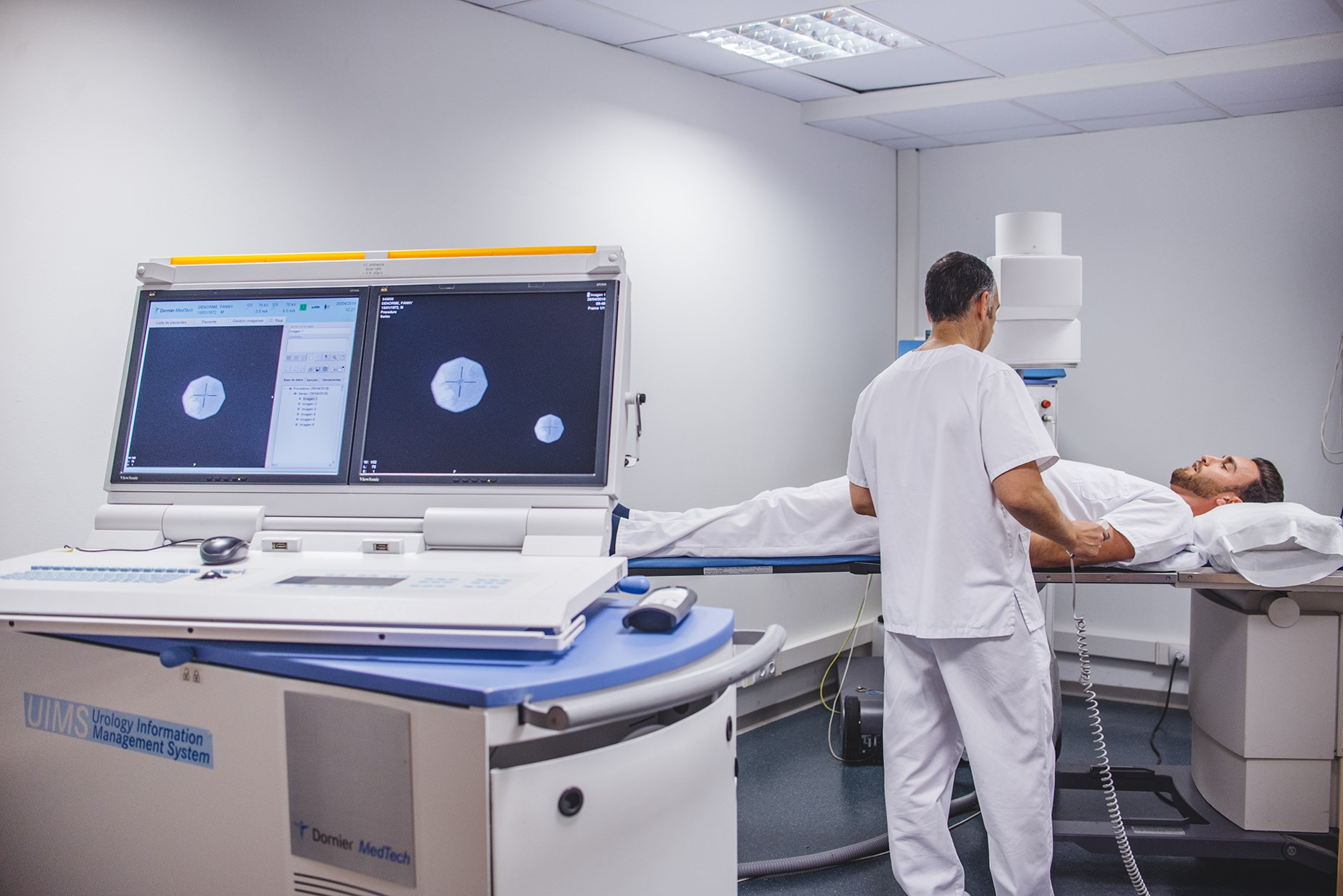 El equipo de Urología de Quirónsalud Málaga advierte que las piedras en el riñón son más frecuentes en verano El equipo de Urología de Quirónsalud Málaga advierte que las piedras en el riñón son más frecuentes en verano