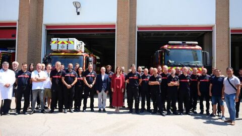 M&ordf; Jos&eacute; Catal&aacute; ha visitado el Parque Central de Bomberos