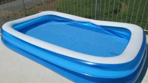 ¿Es legal poner una piscina en la terraza? Este es el peso permitido ¿Es legal poner una piscina en la terraza? Este es el peso permitido