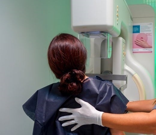 Las mamografías asistidas por inteligencia artificial aumentan un 20% la detección del cáncer de mama Las mamografías asistidas por inteligencia artificial aumentan un 20% la detección del cáncer de mama