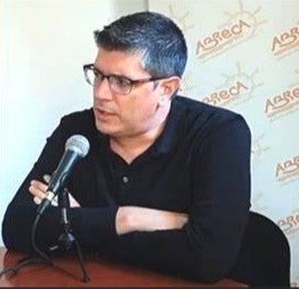 Álex Fratini: "la supresión de la prohibición de fumar en las terrazas evita muchos conflictos" Álex Fratini: "la supresión de la prohibición de fumar en las terrazas evita muchos conflictos"