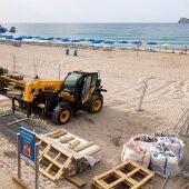 obras pasarela de la playa de Poniente de Benidorm