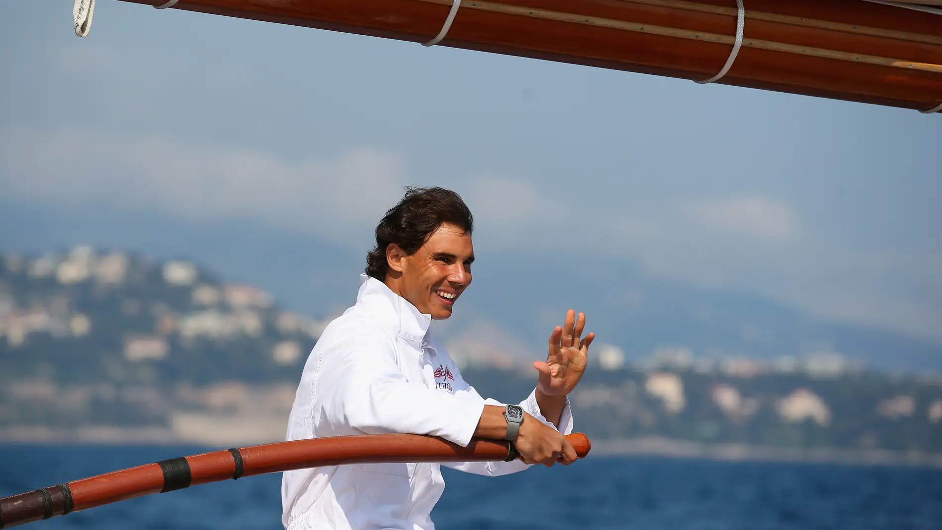 Rafael Nadal en un barco en Mónaco