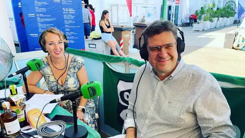 El conseller de Turismo, Jaume Bauzà, pasa por los micrófonos de Onda Cero Mallorca. El conseller de Turismo, Jaume Bauzà, pasa por los micrófonos de Onda Cero Mallorca.