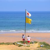 Cruz Roja Cantabria Playa Bandera Amarilla