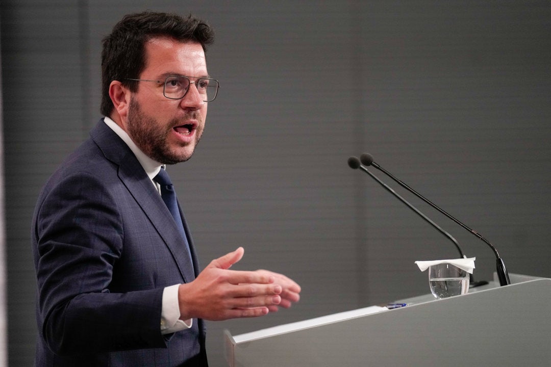 Aragonès cree que los pactos para una investidura deben ser "muy específicos" y con calendario Aragonès cree que los pactos para una investidura deben ser "muy específicos" y con calendario