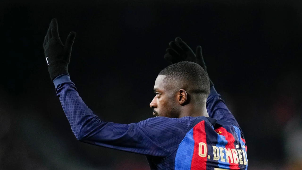 Dembelé ya está en París para firmar con el PSG
