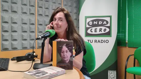 Mercedes Corbillón Lecturas y cartas en la maleta con Mercedes Corbillón