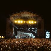 Pablo Alborán congregó a miles de seguidores en el SOM Festival anoche. 