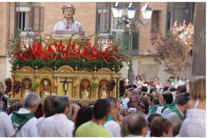 Las personas que deseen participar en la procesión del día 10 deberán cumplir unas normas Las personas que deseen participar en la procesión del día 10 deberán cumplir unas normas