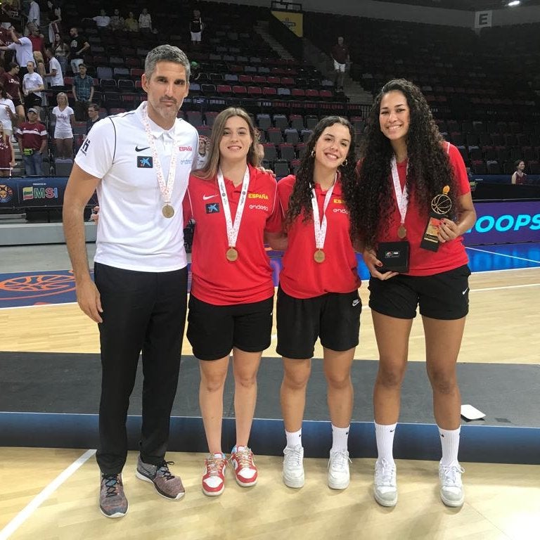 Contell, Buenavida, Morro y Rubén Burgos, bronce en el Eurobasket sub-20 Contell, Buenavida, Morro y Rubén Burgos, bronce en el Eurobasket sub-20