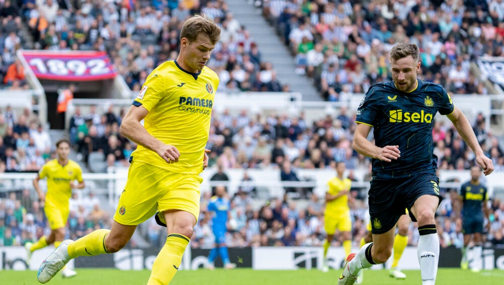 Sorloth durante el partido ante el Newcastle