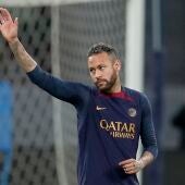 Neymar comunica al PSG su deseo de salir del club