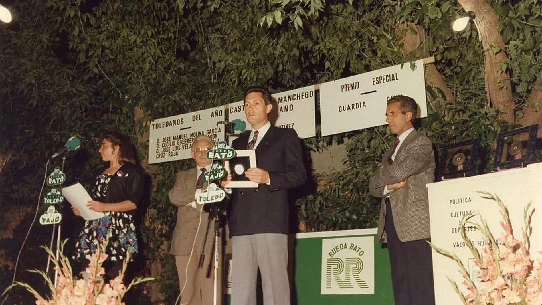 Bahamontes en la entrega de premios "Toledanos del Año" de Radio Toledo en 1988