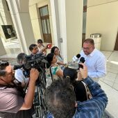 Rodríguez Osuna atiende medios en México