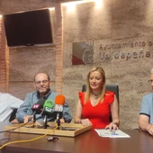 Entrega recaudación XI Notas del Vino de Valdepeñas Entrega recaudación XI Notas del Vino de Valdepeñas
