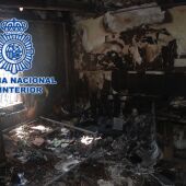Tres detenidos por la Policía Nacional acusados de robar en una vivienda de Orihuela y después incendiarla