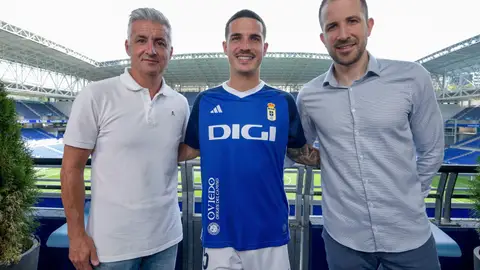 Roberto Suárez, Jaime Seoane y Agustín Lleida, en el Carlos Tartiere Roberto Suárez, Jaime Seoane y Agustín Lleida, en el Carlos Tartiere