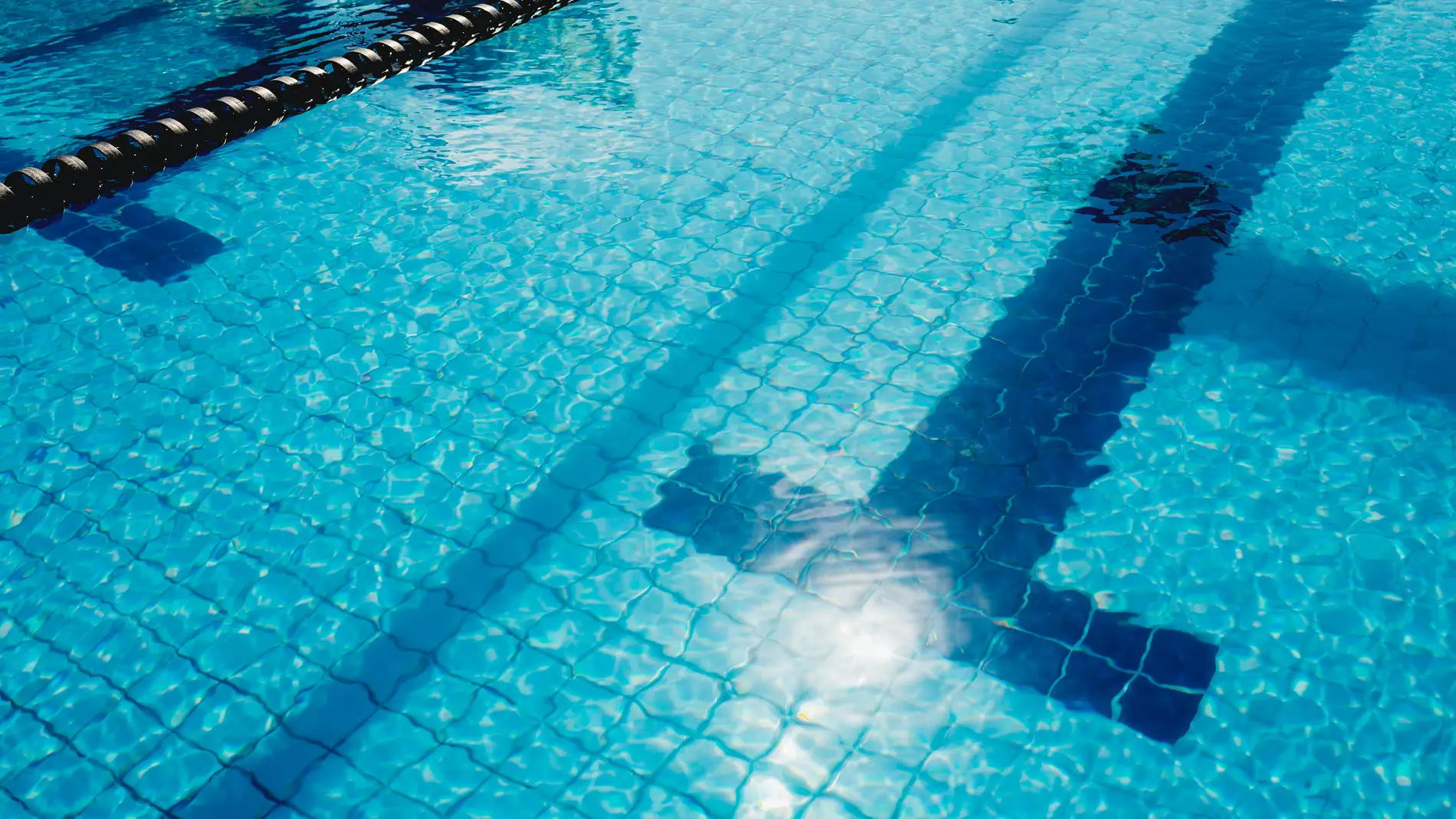 Muere ahogado un niño de 2 años en una piscina de Sevilla