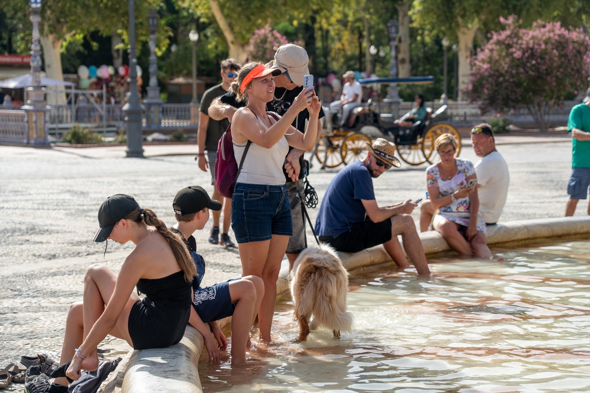 Llega el pico de la tercera ola de calor en España: qué hacer ante un golpe de calor Llega el pico de la tercera ola de calor en España: qué hacer ante un golpe de calor