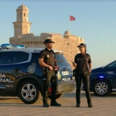 Imagen de archivo de agentes de la Policía Nacional en Ciutadella. 