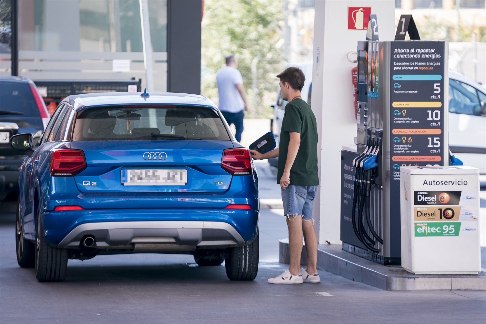 La gasolina vuelve a subir y se sitúa en niveles de hace un año, cuando aún se aplicaba el descuento La gasolina vuelve a subir y se sitúa en niveles de hace un año, cuando aún se aplicaba el descuento