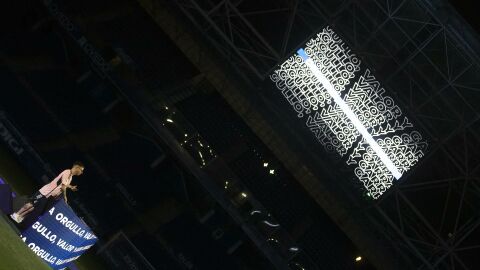 Fer Palacio pinchando en el Carlos Tartiere