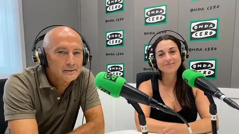Vicente Segrelles, gerente de Redsinsa y Ana Baldó, historiadora Vicente Segrelles, gerente de Redsinsa y Ana Baldó, historiadora