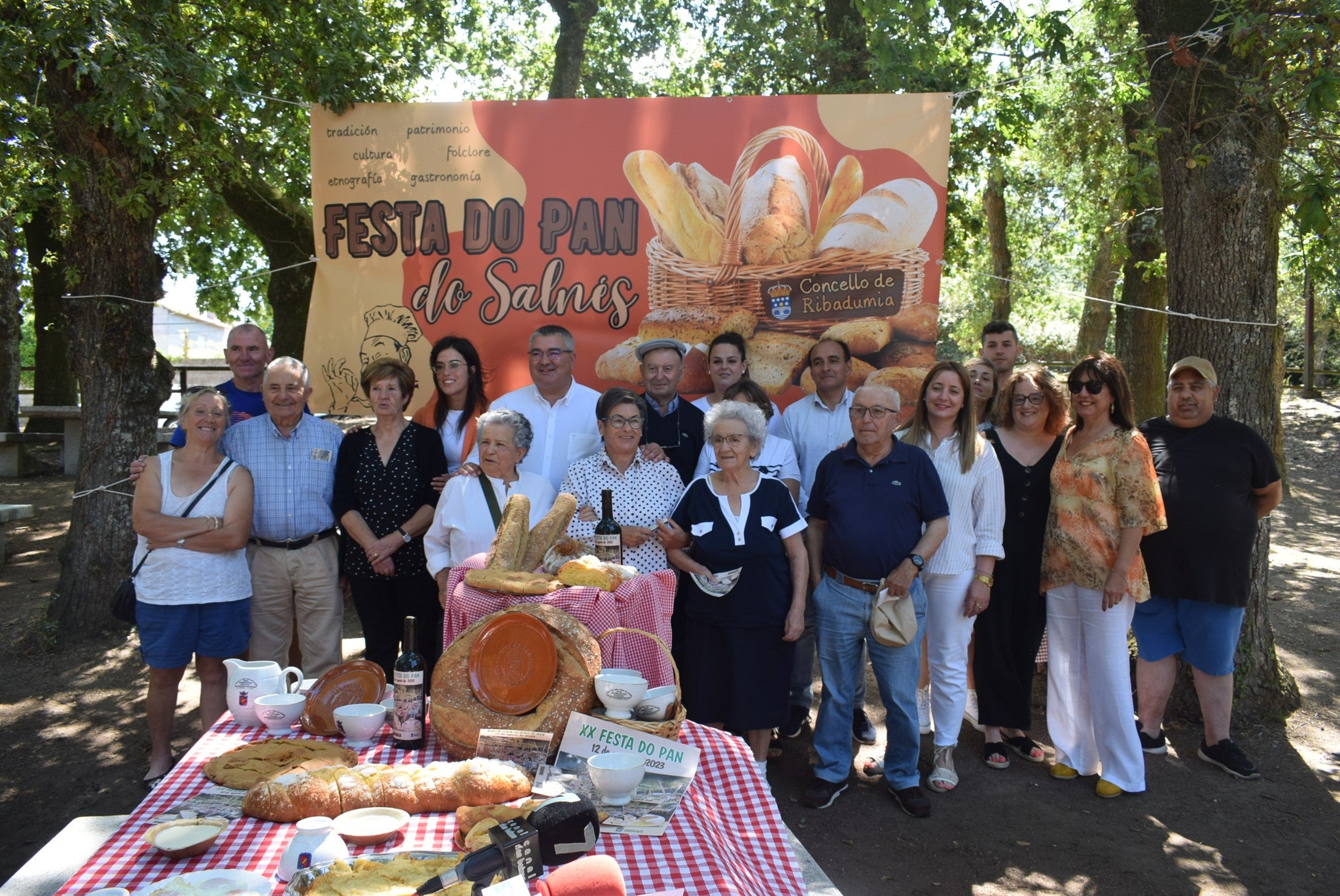 David Castro: "A Festa do Pan de Ribadumia cumpre 20 anos homenaxeando ás oirxes" David Castro: "A Festa do Pan de Ribadumia cumpre 20 anos homenaxeando ás oirxes"