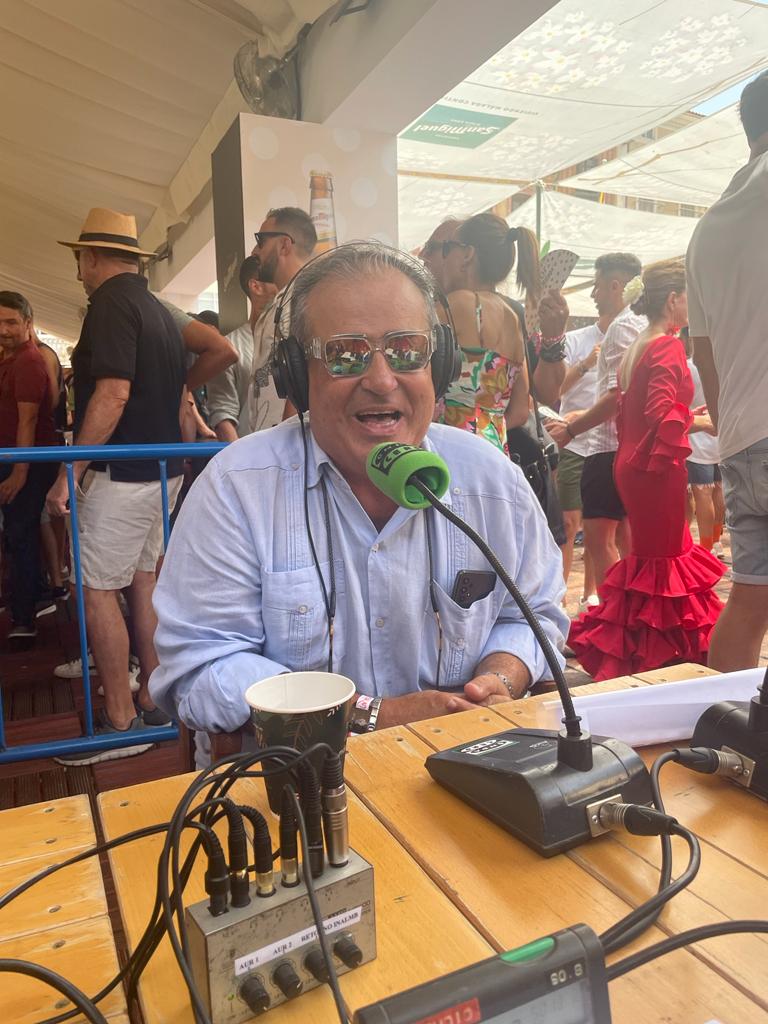 Miguel de Hoyos: "Estamos muy contentos, la gente ha venido con ganas de disfrutar y de bailar flamenquito, no hemos tenido ningún incidente" Miguel de Hoyos: "Estamos muy contentos, la gente ha venido con ganas de disfrutar y de bailar flamenquito, no hemos tenido ningún incidente"