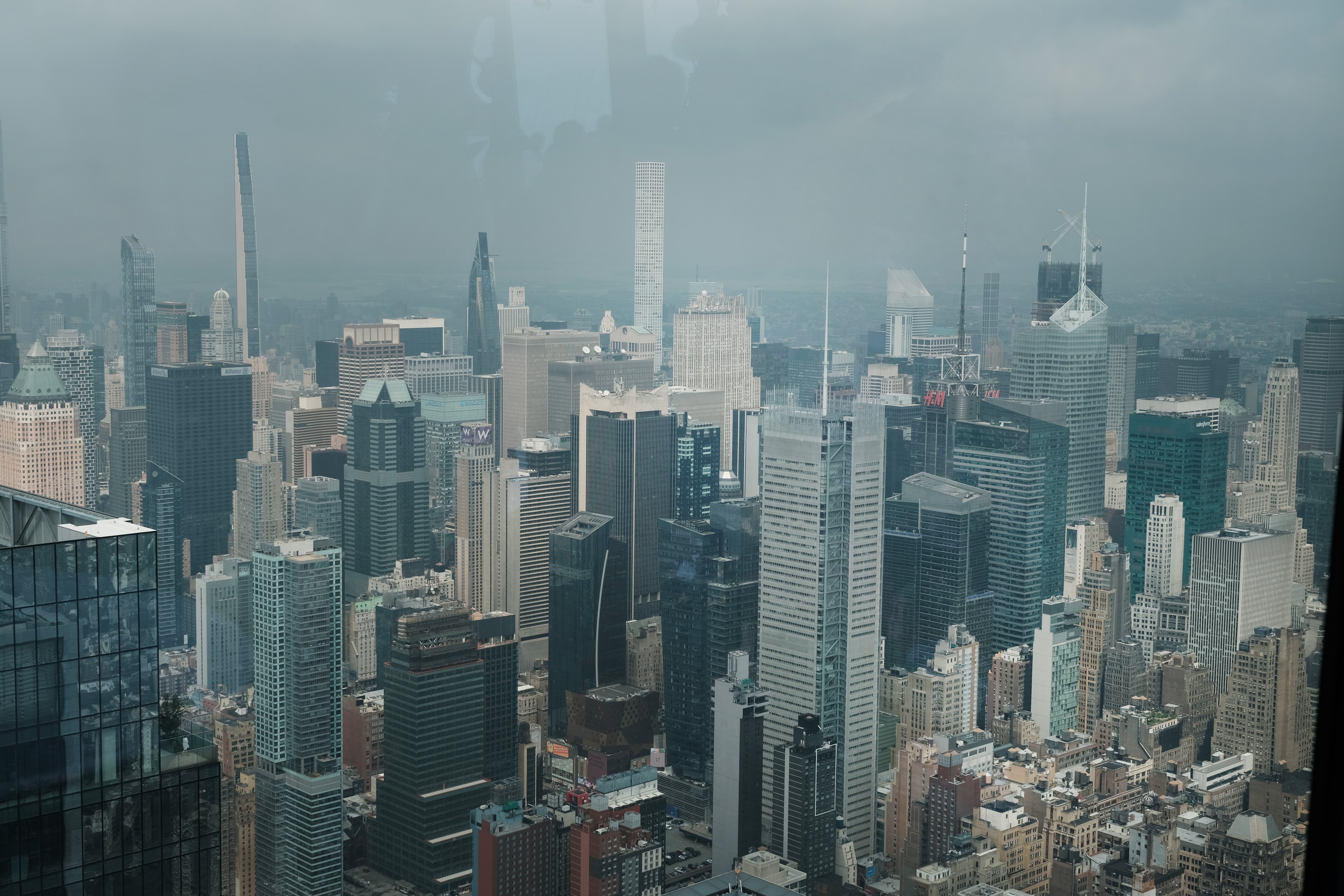 Los rascacielos de Nueva York sustituyen a los trabajadores por robots para limpiar sus ventanas Los rascacielos de Nueva York sustituyen a los trabajadores por robots para limpiar sus ventanas
