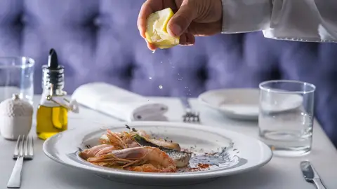 El sector de la Hostelería hace su agosto en el litoral de la Vega Baja Hosteleria