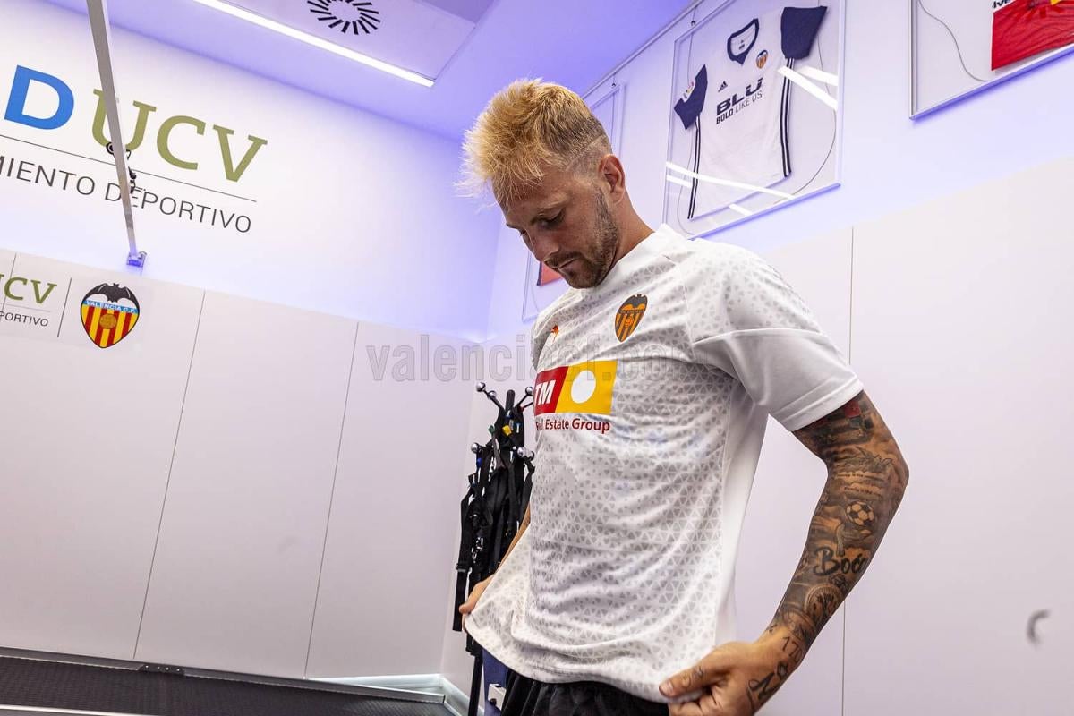 Uros Racic ya no se ejercita en Paterna Uros Racic ya no se ejercita en Paterna