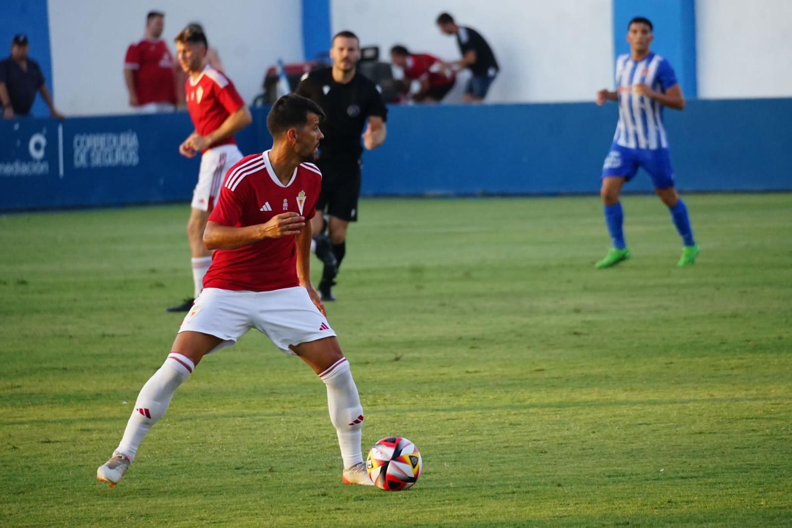 José Ruiz, un seguro para el lateral diestro del Murcia José Ruiz, un seguro para el lateral diestro del Murcia