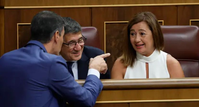 Francina Armengol, elegida nueva presidenta del Congreso con el apoyo de 178 diputados Francina Armengol, elegida nueva presidenta del Congreso con el apoyo de 178 diputados