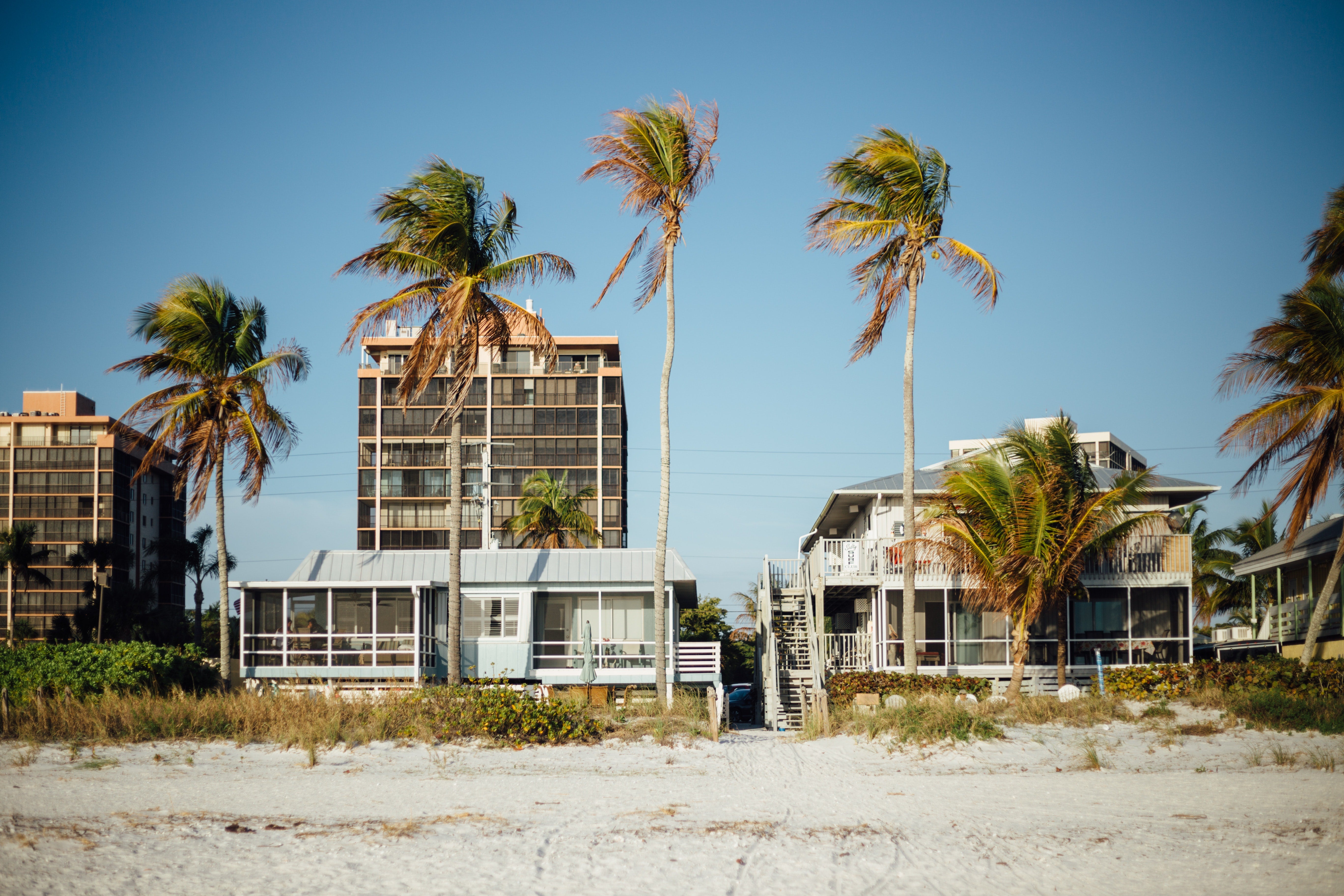 Los mejores pueblos para comprar una casa en la playa: son los más baratos Los mejores pueblos para comprar una casa en la playa: son los más baratos