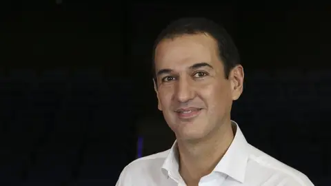 Roberto Santiago Roberto Santiago