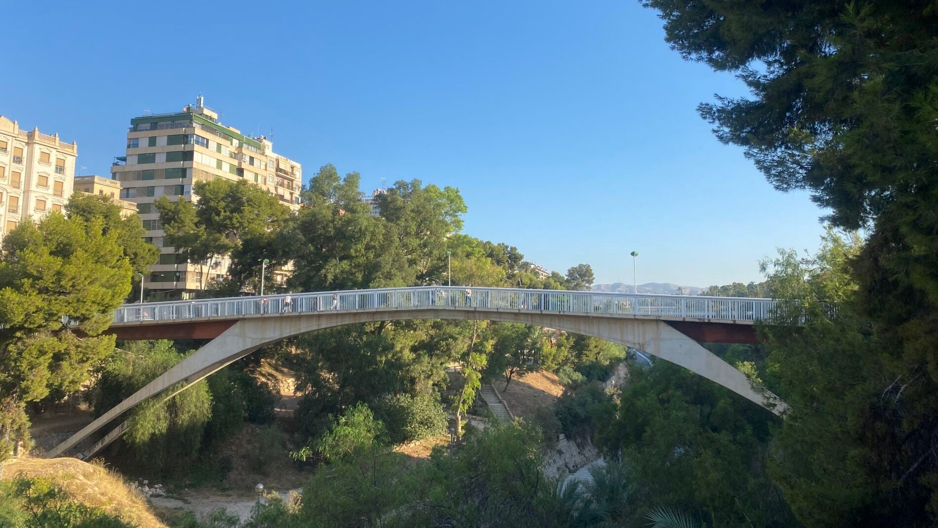 El Viento De Poniente Vuelve A Estirar Las Temperaturas Máximas En ...