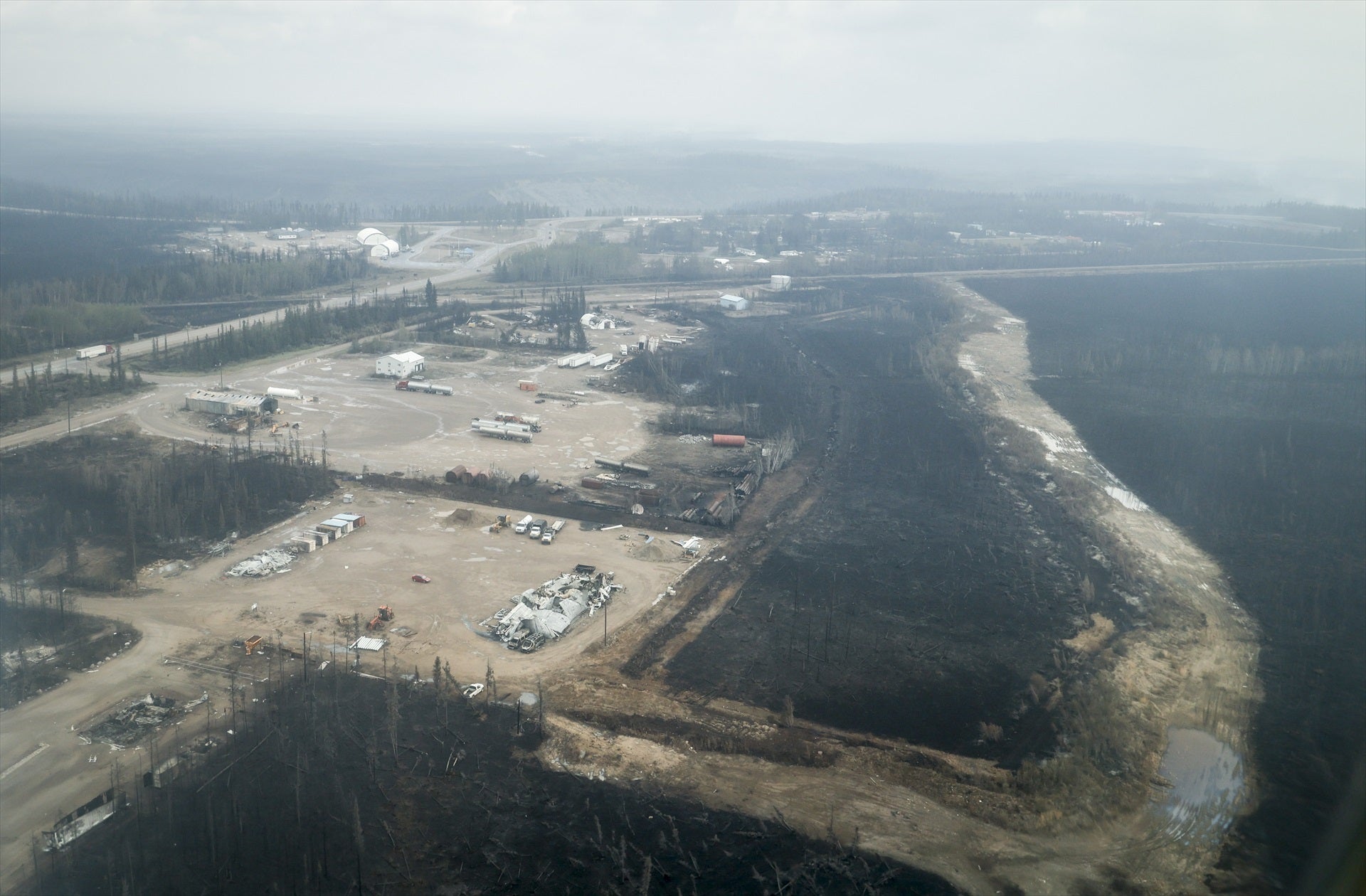 Canadá sufre más de 1.100 incendios en todo el país, mientras las evacuaciones continúan en el noroeste Canadá sufre más de 1.100 incendios en todo el país, mientras las evacuaciones continúan en el noroeste