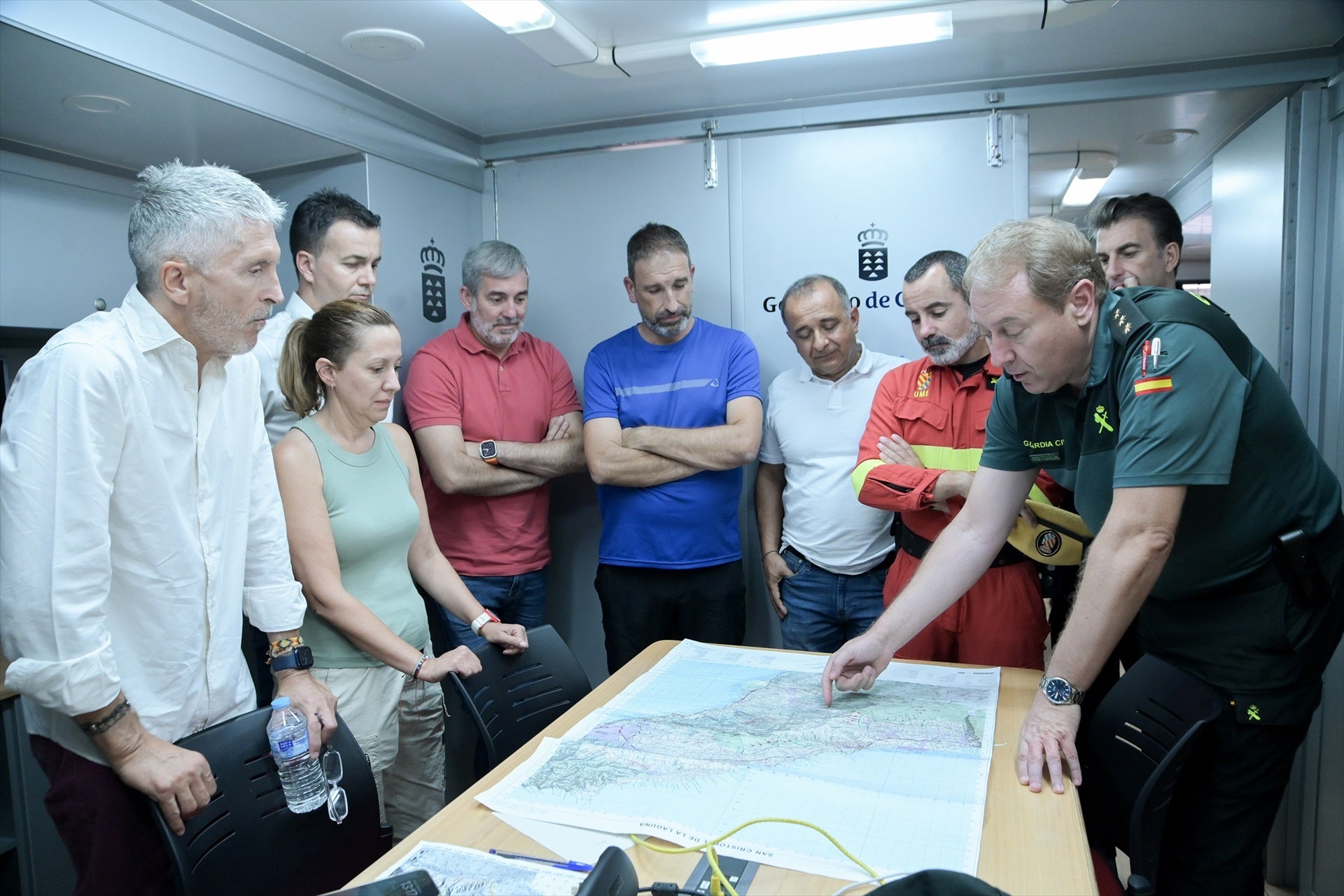 Marlaska afirma que se trabaja "desde el minuto uno" para esclarecer las causas del incendio Marlaska afirma que se trabaja "desde el minuto uno" para esclarecer las causas del incendio