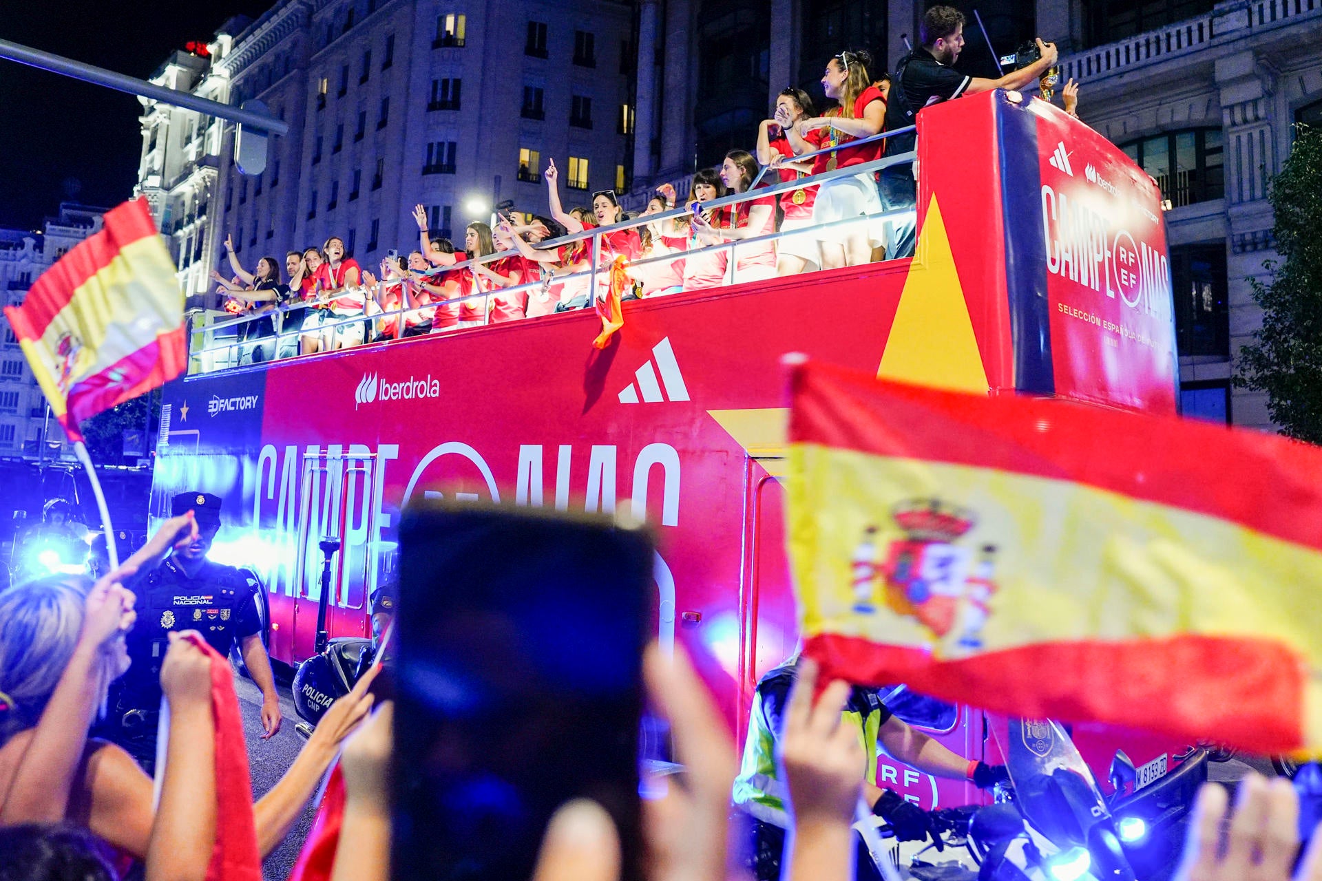La Selección ya está en España para iniciar la fiesta de campeonas del mundo La Selección ya está en España para iniciar la fiesta de campeonas del mundo